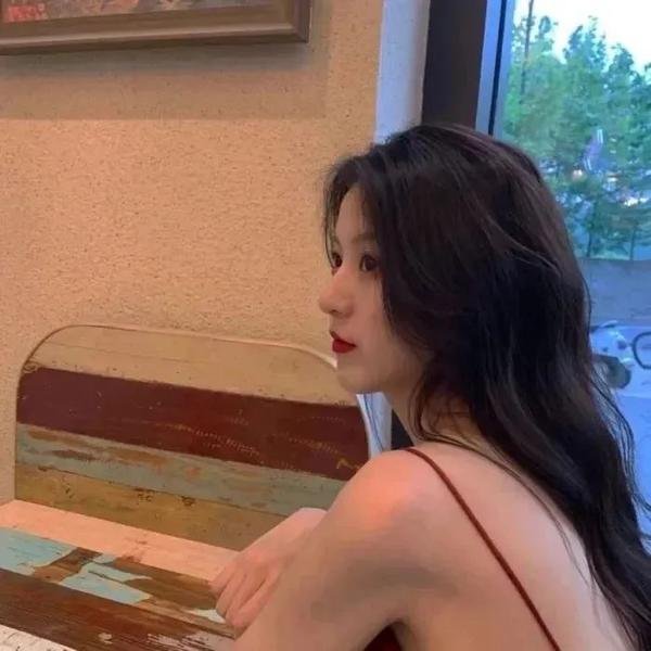 号外，重生大佬掉马甲了